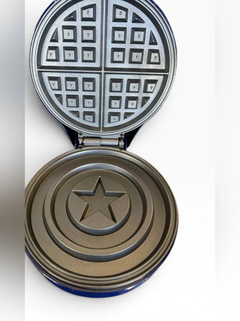 Marvel Captain America Shield Waffle Maker New